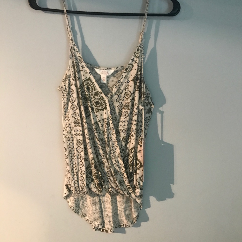 NWT Sun and Shadow XS Tank Top